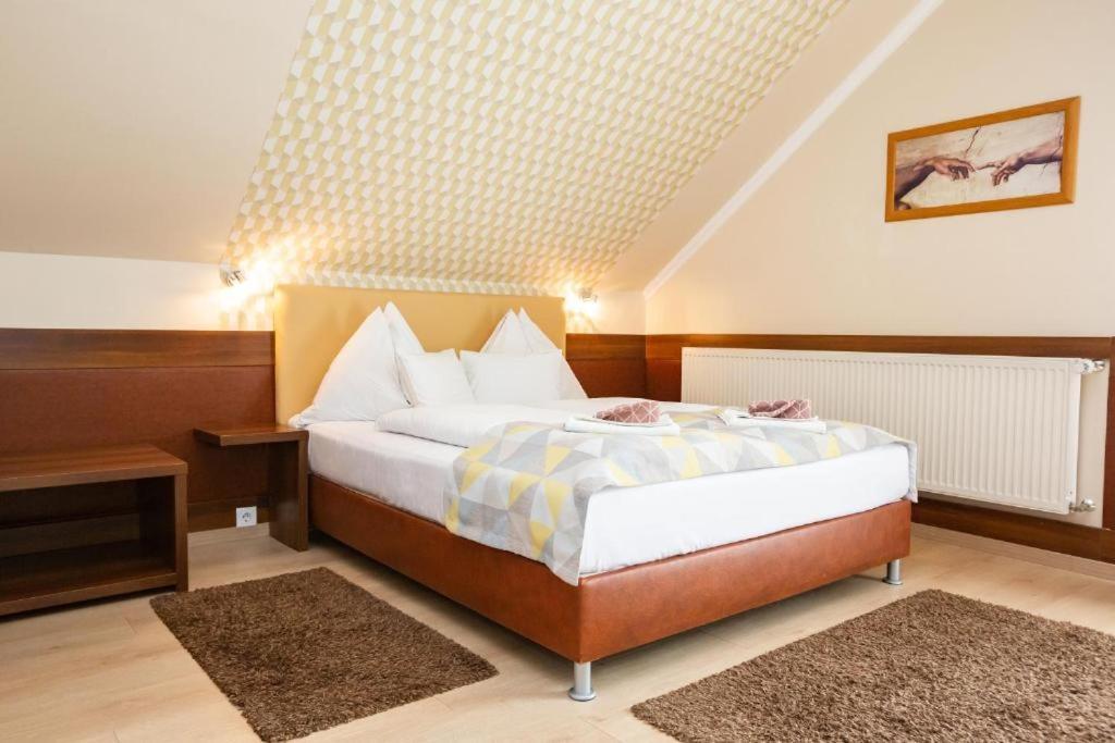 Hotel Pávai 3*