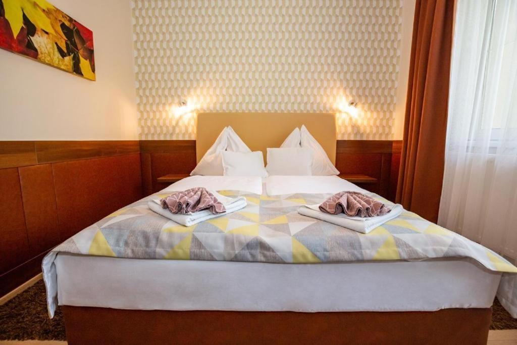Pávai Hotel